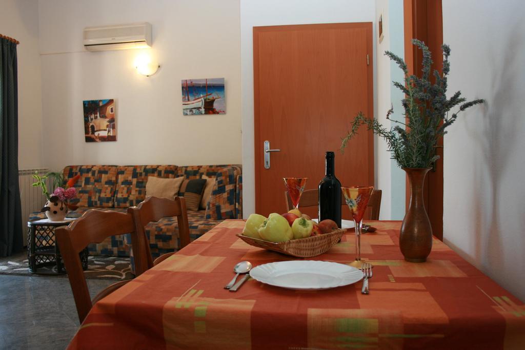 Apartments Bellavista Matulji Quarto foto